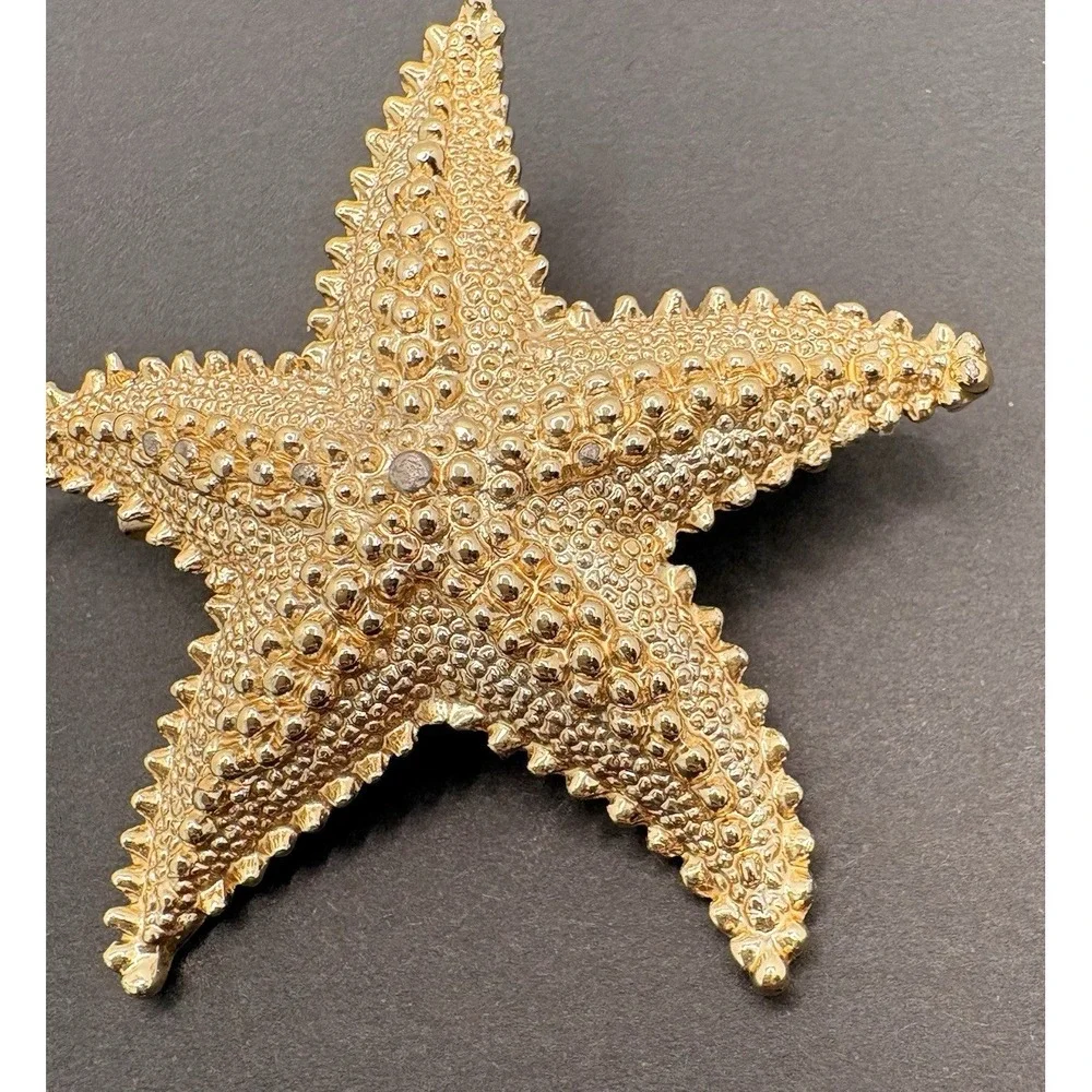 Vintage Starfish Textured Gold Tone Brooch 2